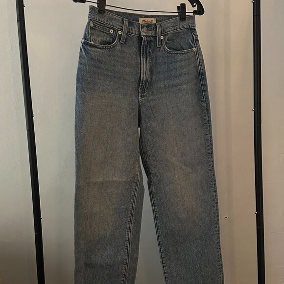 Madewell Perfect Vintage Straight Jeans – Size 25 | Medium Wash | High Rise - Picture 3 of 7